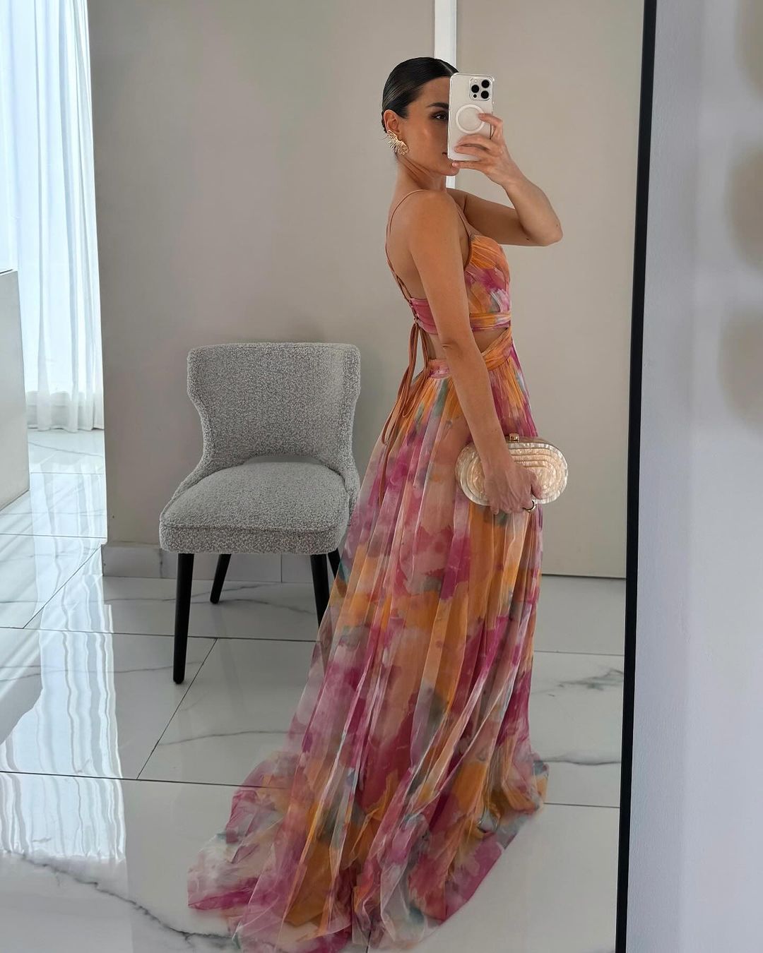 Zendaya™ - Un precioso vestido largo con estampado floral