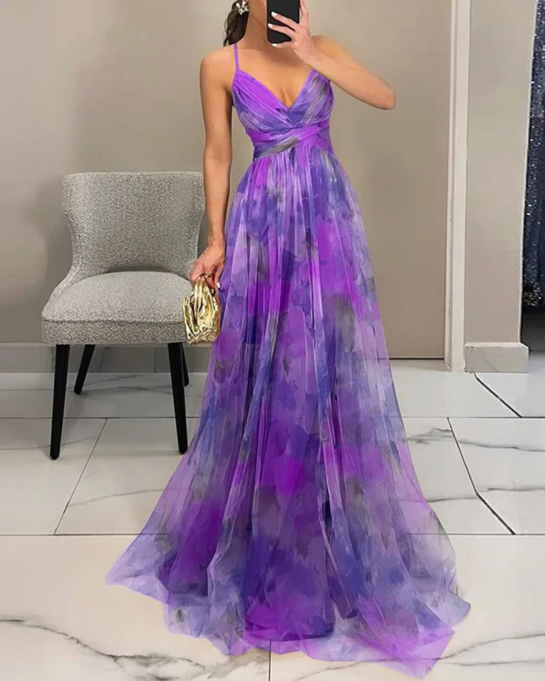 Zendaya™ - Un precioso vestido largo con estampado floral
